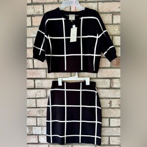 Sioni Black and White Checkered 2 Piece Short Sleeve Sweater and Skirt Set M